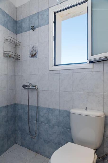 T Apartment Tínos מראה חיצוני תמונה